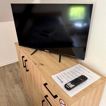 Oberdeck Fuer 4 Personen, Wifi, Parkplaetze Uvm Appartement