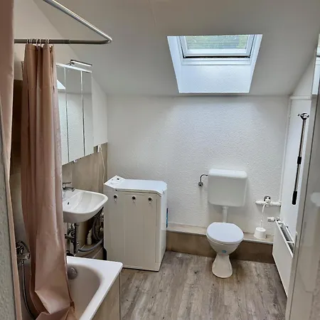 Appartement Oberdeck Fuer 4 Personen, Wifi, Parkplaetze Uvm